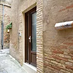 La Casa Di Leo - Apartment